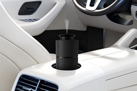 Apa kelebihan pengharum ruangan mobil dibandingkan produk aromaterapi tradisional?